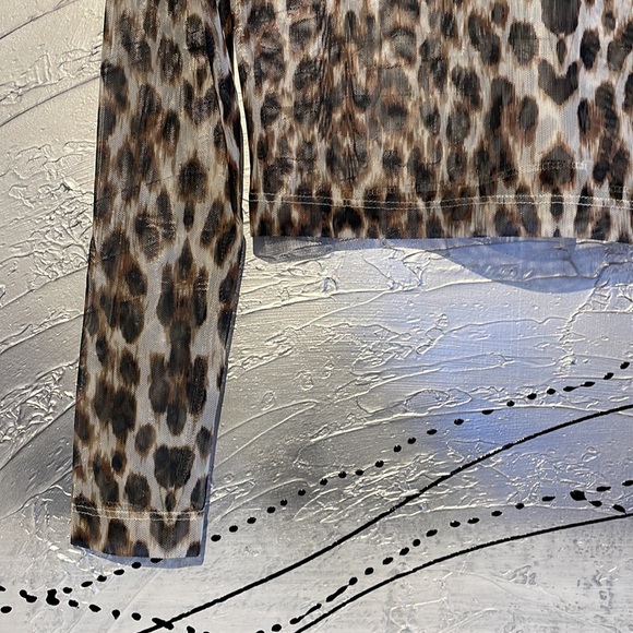 COTTON ON Sheer Crop Top Size S Animal Print - Picture 10 of 12